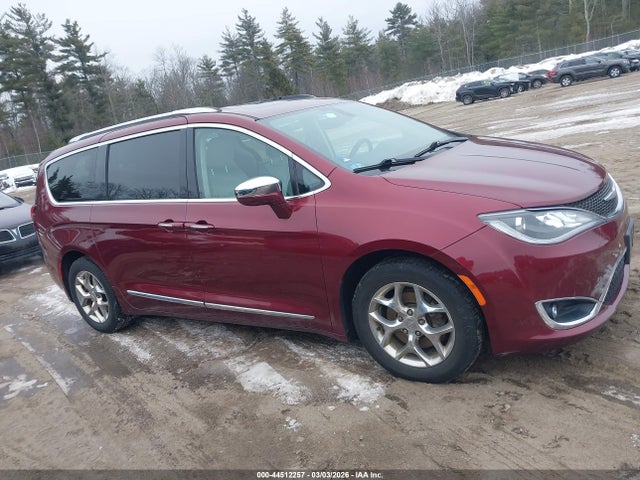 Chrysler Pacifica Limited 2017 2C4RC1GG3HR838063 Image 13