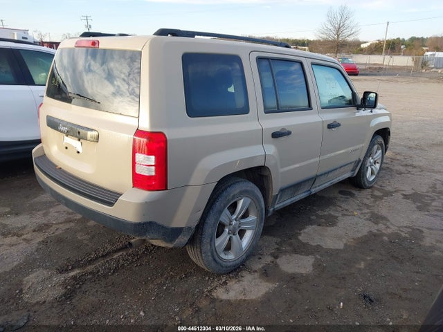 44512304 :رقم المزاد ، 1C4NJPBB0HD141522 vin ، 2017 Jeep Patriot Sport Fwd مزاد بيع