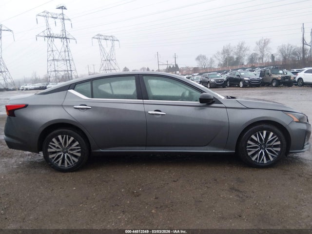 1N4BL4DW3RN338150 Nissan Altima Sv Intelligent Awd