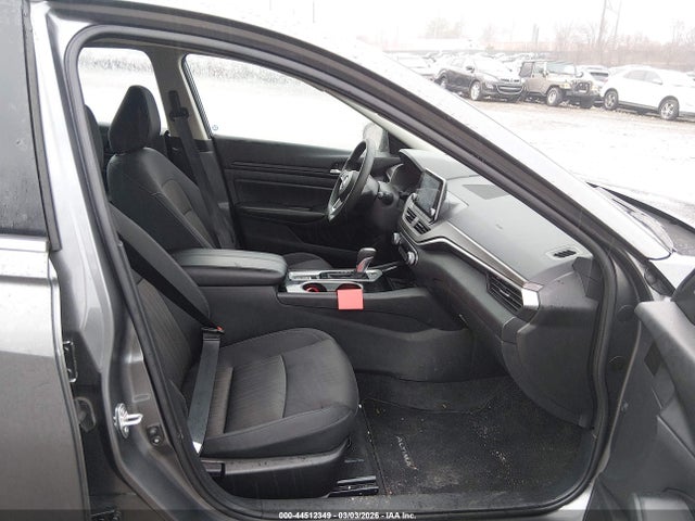1N4BL4DW3RN338150 Nissan Altima Sv Intelligent Awd