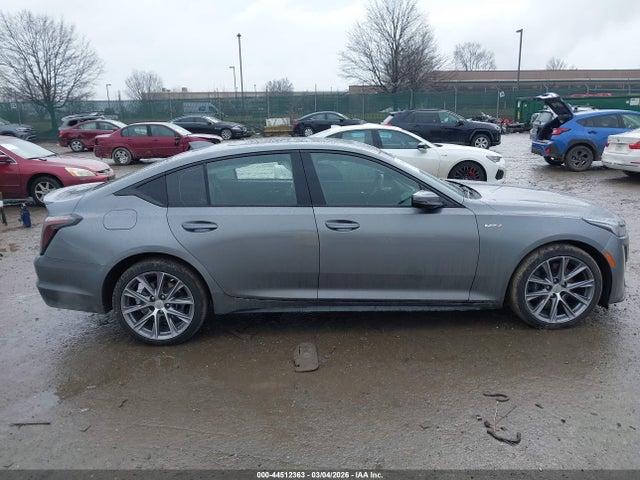 Продаж на аукціоні авто 2022 Cadillac Ct5-v V-series, vin: 1G6DV5RW4N0125858, номер лоту: 44512363