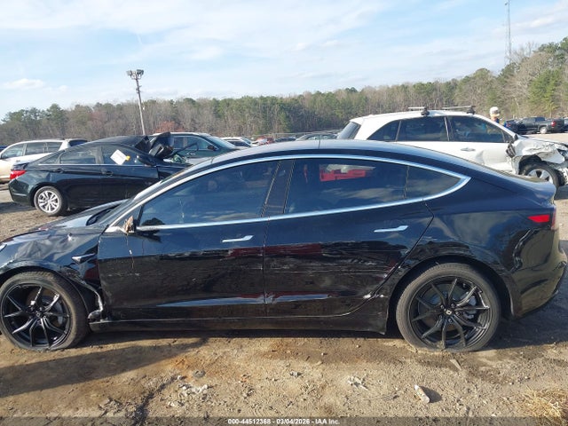 44512368 :رقم المزاد ، 5YJ3E1EA3KF324506 vin ، 2019 Tesla Model 3 Long Range/mid Range/standard Range/standard Range Plus مزاد بيع