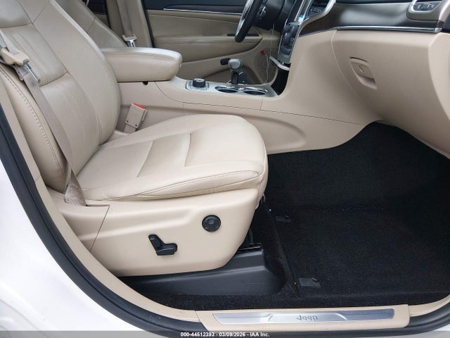 2015 JEEP GRAND CHEROKEE 1C4RJFBGXFC653685 Photo 4