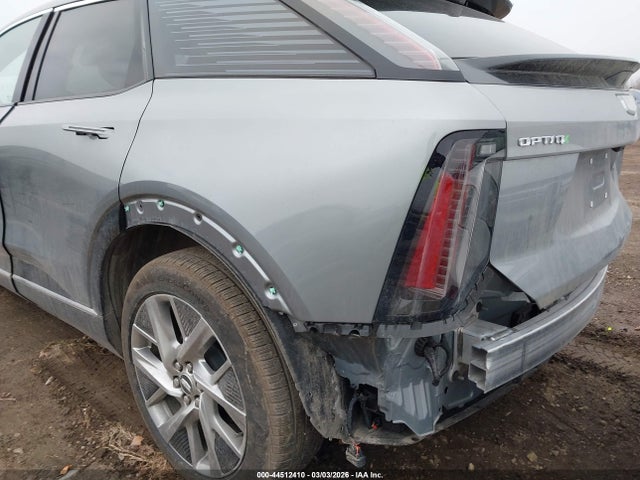 44512410 :رقم المزاد ، 3GYK3BM49TS112103 vin ، 2026 Cadillac Optiq Luxury مزاد بيع