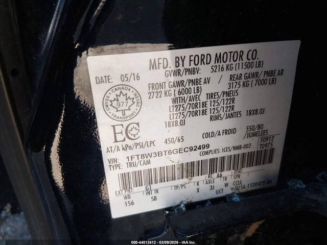 44512412 :رقم المزاد ، 1FT8W3BT6GEC92499 vin ، 2016 Ford F-350 Lariat مزاد بيع