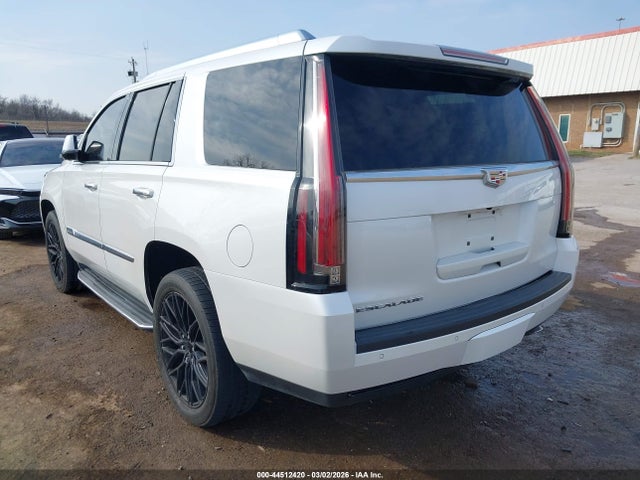 Продажа на аукционе авто 2016 Cadillac Escalade Premium Collection, vin: 1GYS4CKJ5GR166499, номер лота: 44512420