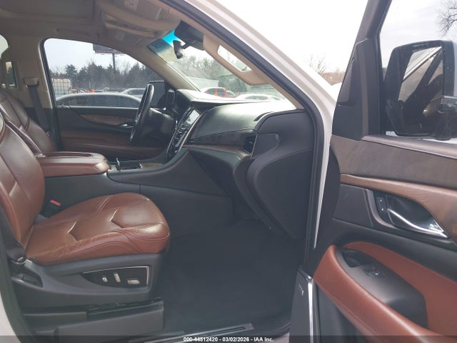 Продажа на аукционе авто 2016 Cadillac Escalade Premium Collection, vin: 1GYS4CKJ5GR166499, номер лота: 44512420