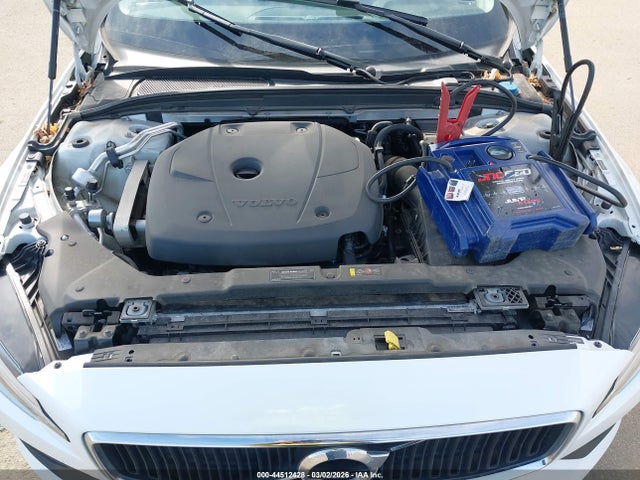 Aukcja sprzedaży 2019 Volvo S60 T5 Momentum, vin: 7JR102FK2KG018035, numer aukcji: 44512428