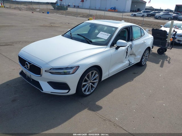 Aukcja sprzedaży 2019 Volvo S60 T5 Momentum, vin: 7JR102FK2KG018035, numer aukcji: 44512428
