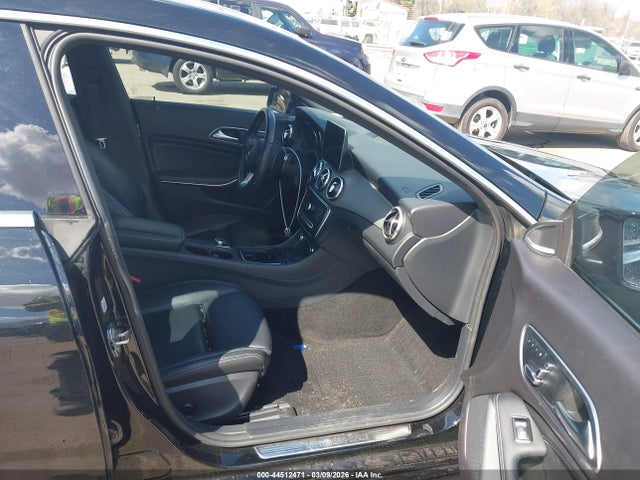 2018 Mercedes-benz Cla 250 4matic მანქანა იყიდება აუქციონზე, vin: WDDSJ4GB8JN646319, აუქციონის ნომერი: 44512471