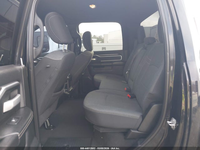 44512502 :رقم المزاد ، 3C63RRHL4MG617688 vin ، 2021 Ram 3500 Big Horn  4x4 8' Box مزاد بيع