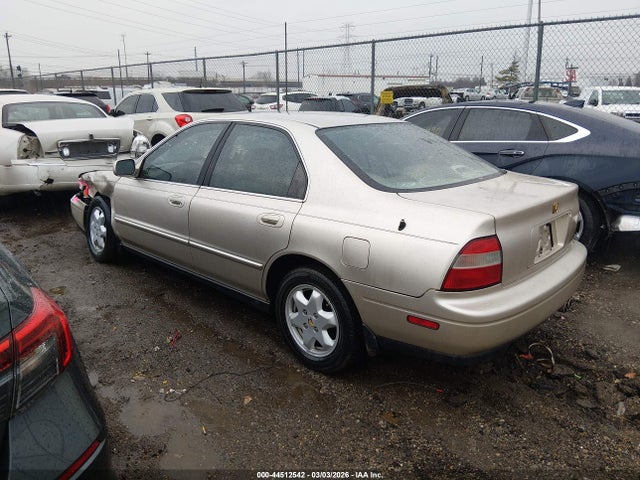 1995 HONDA ACCORD 1HGCE6661SA023573 Photo 2