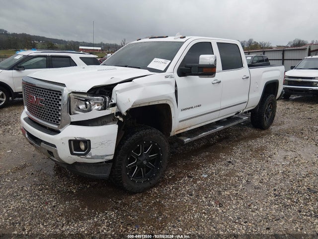 44512550 :رقم المزاد ، 1GT120E86FF554274 vin ، 2015 Gmc Sierra 2500hd Denali مزاد بيع
