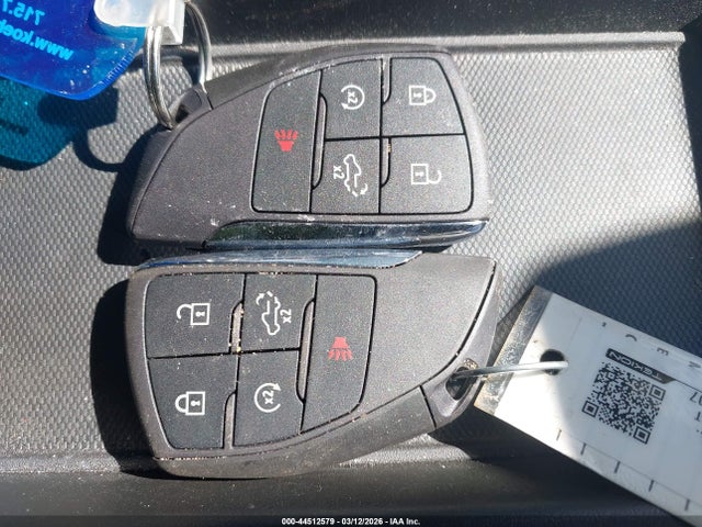 2024 Chevrolet Silverado 1500 4wd  Short Bed Rst მანქანა იყიდება აუქციონზე, vin: 1GCUDEED3RZ338807, აუქციონის ნომერი: 44512579