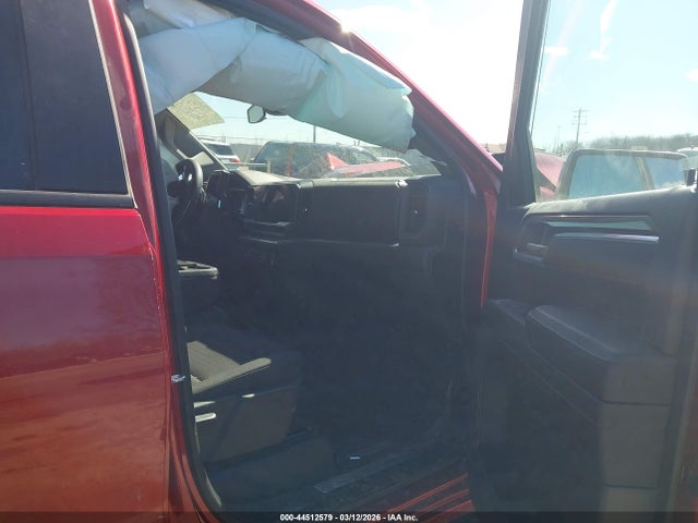 2024 Chevrolet Silverado 1500 4wd  Short Bed Rst მანქანა იყიდება აუქციონზე, vin: 1GCUDEED3RZ338807, აუქციონის ნომერი: 44512579