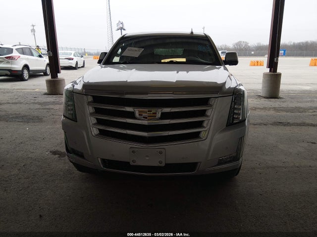 Продаж на аукціоні авто 2019 Cadillac Escalade Esv Luxury, vin: 1GYS4HKJ2KR110204, номер лоту: 44512635