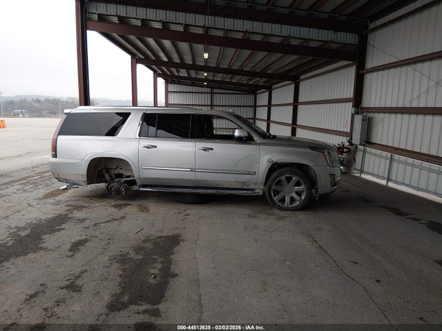 Продаж на аукціоні авто 2019 Cadillac Escalade Esv Luxury, vin: 1GYS4HKJ2KR110204, номер лоту: 44512635