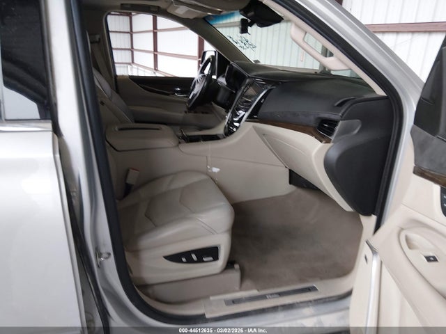 Продаж на аукціоні авто 2019 Cadillac Escalade Esv Luxury, vin: 1GYS4HKJ2KR110204, номер лоту: 44512635