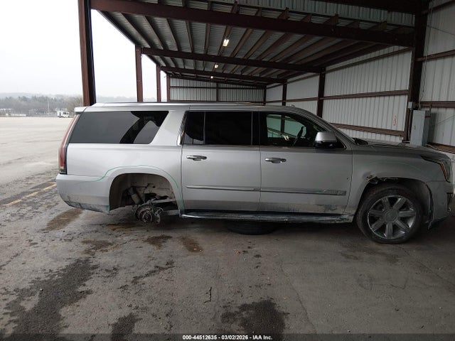Продаж на аукціоні авто 2019 Cadillac Escalade Esv Luxury, vin: 1GYS4HKJ2KR110204, номер лоту: 44512635