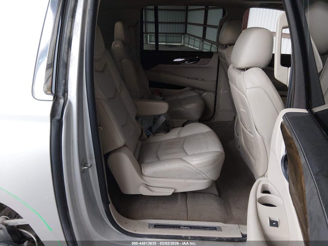 Продаж на аукціоні авто 2019 Cadillac Escalade Esv Luxury, vin: 1GYS4HKJ2KR110204, номер лоту: 44512635