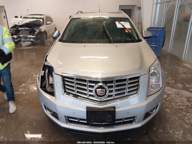 44512639 :رقم المزاد ، 3GYFNDE37DS602635 vin ، 2013 Cadillac Srx Performance Collection مزاد بيع