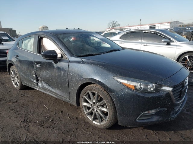 Продаж на аукціоні авто 2018 Mazda Mazda3 Touring, vin: 3MZBN1L39JM209691, номер лоту: 44512650