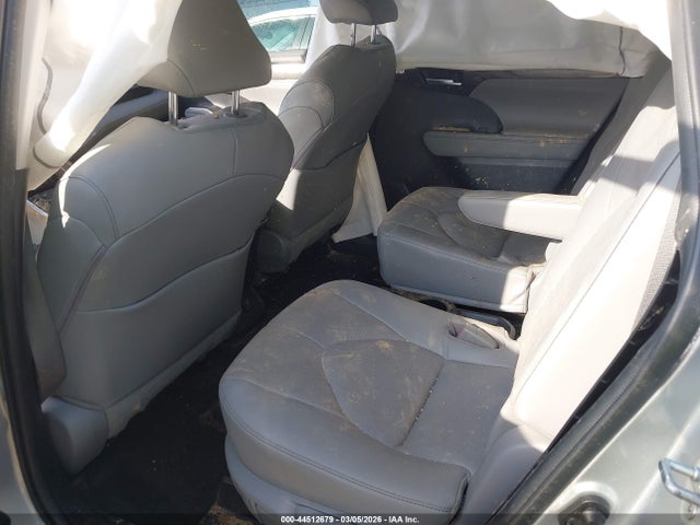 2022 TOYOTA HIGHLANDER 5TDFZRAH9NS126516 Photo 7