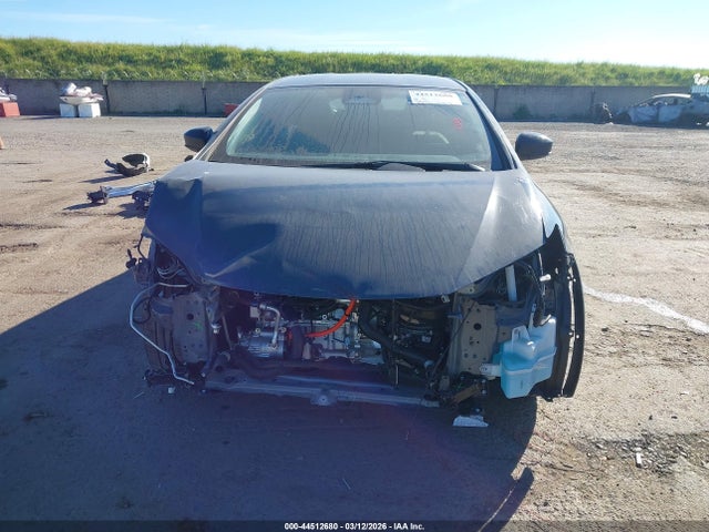 Toyota Prius Le 2025 JTDACAAU3S3059113 Image 13