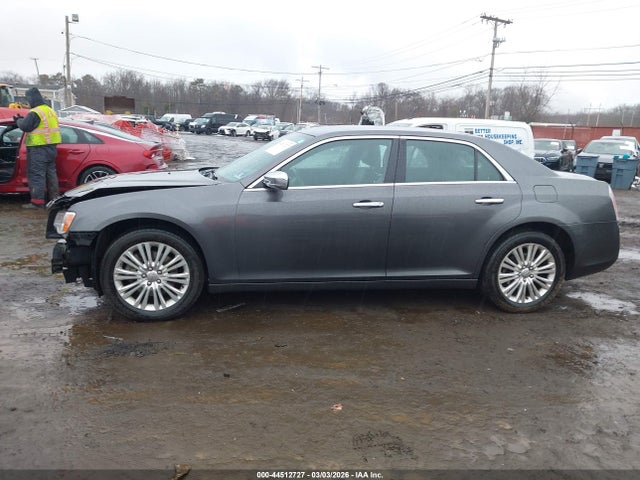 Продажа на аукционе авто 2013 Chrysler 300c Awd, vin: 2C3CCAKGXDH723526, номер лота: 44512727