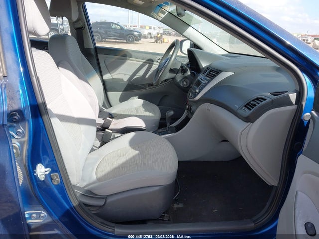2016 Hyundai Accent Se მანქანა იყიდება აუქციონზე, vin: KMHCT4AE3GU153945, აუქციონის ნომერი: 44512753