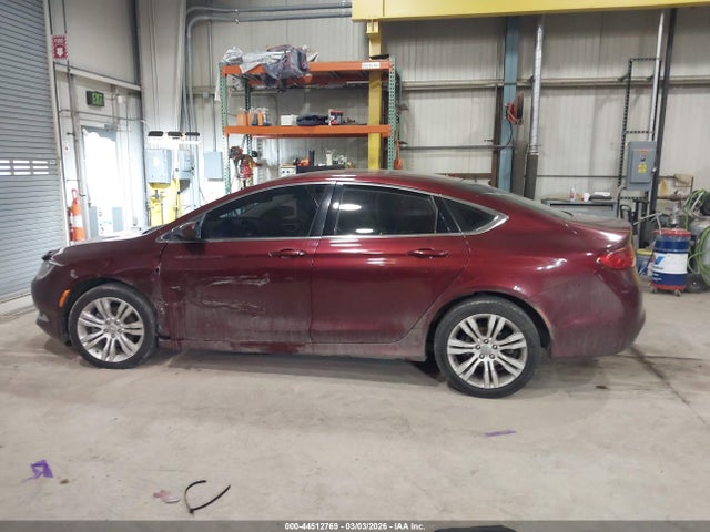 Продажа на аукционе авто 2015 Chrysler 200 Limited, vin: 1C3CCCAB7FN526812, номер лота: 44512769
