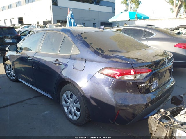 Toyota COROLLA LE 2021 5YFEPMAE2MP204507 Image 3