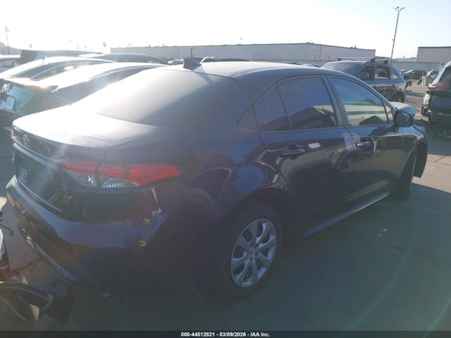 Toyota COROLLA LE 2021 5YFEPMAE2MP204507 Image 4