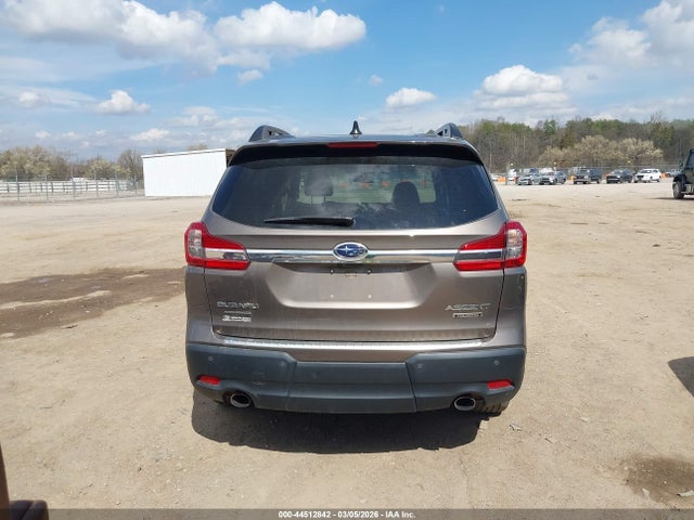 44512842 :رقم المزاد ، 4S4WMARD4M3440832 vin ، 2021 Subaru Ascent Touring مزاد بيع