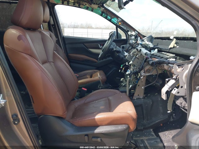 44512842 :رقم المزاد ، 4S4WMARD4M3440832 vin ، 2021 Subaru Ascent Touring مزاد بيع