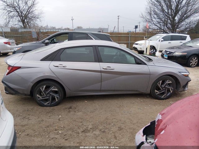 2025 Hyundai Elantra Sel Sport მანქანა იყიდება აუქციონზე, vin: KMHLM4DG0SU027125, აუქციონის ნომერი: 44512935