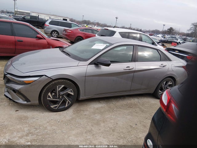 2025 Hyundai Elantra Sel Sport მანქანა იყიდება აუქციონზე, vin: KMHLM4DG0SU027125, აუქციონის ნომერი: 44512935