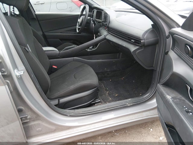 2025 Hyundai Elantra Sel Sport მანქანა იყიდება აუქციონზე, vin: KMHLM4DG0SU027125, აუქციონის ნომერი: 44512935