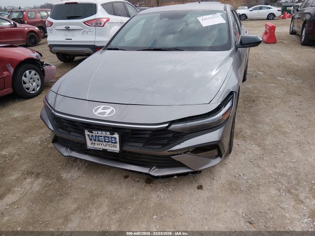 2025 Hyundai Elantra Sel Sport მანქანა იყიდება აუქციონზე, vin: KMHLM4DG0SU027125, აუქციონის ნომერი: 44512935