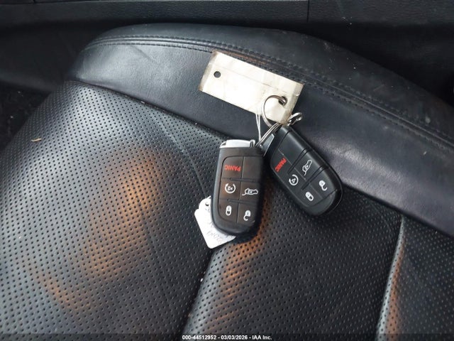 44512952 :رقم المزاد ، 1C4RJFBG7KC749364 vin ، 2019 Jeep Grand Cherokee Limited 4x4 مزاد بيع