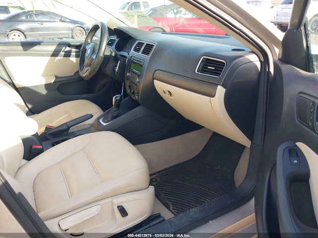 3VWD07AJ2EM297534 Volkswagen Jetta 1.8t Se