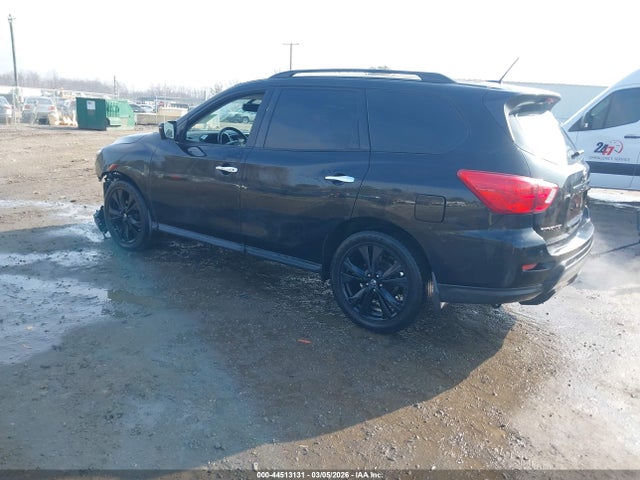 2018 NISSAN PATHFINDER 5N1DR2MM3JC647018 Photo 2