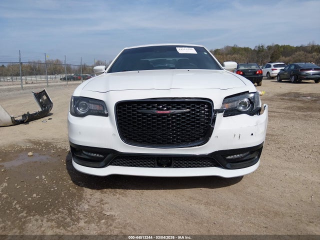 Продажа на аукционе авто 2023 Chrysler 300 300s, vin: 2C3CCABTXPH542184, номер лота: 44513244