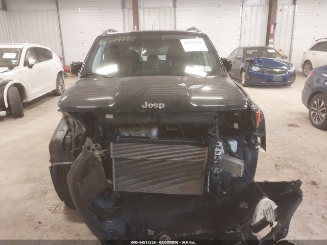 44513266 :رقم المزاد ، ZACNJBBB4LPL47534 vin ، 2020 Jeep Renegade Latitude 4x4 مزاد بيع