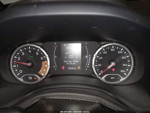 44513266 :رقم المزاد ، ZACNJBBB4LPL47534 vin ، 2020 Jeep Renegade Latitude 4x4 مزاد بيع