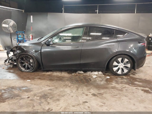 Aukcja sprzedaży 2025 Tesla Model Y Long Range Single Motor Rear-wheel Drive, vin: 7SAYGDED5SF271211, numer aukcji: 44513272