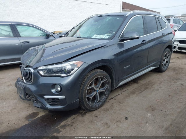 2016 BMW X1 WBXHT3C36GP883754 Photo 1