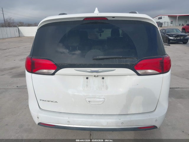 Продажа на аукционе авто 2020 Chrysler Pacifica Touring L, vin: 2C4RC1BG5LR279244, номер лота: 44513320