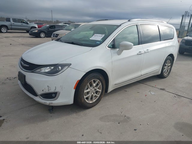 Продажа на аукционе авто 2020 Chrysler Pacifica Touring L, vin: 2C4RC1BG5LR279244, номер лота: 44513320