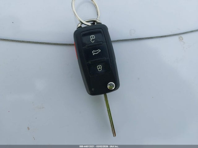44513321 :رقم المزاد ، 3VWDP7AJ5DM295092 vin ، 2013 Volkswagen Jetta 2.5l Se مزاد بيع